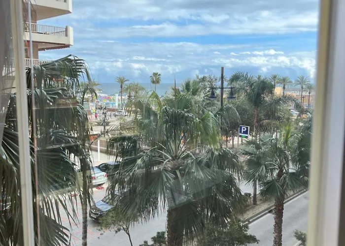 شقة Flat In Pyr *