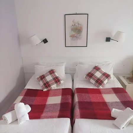 Flat In Pyr فوينخيرولا